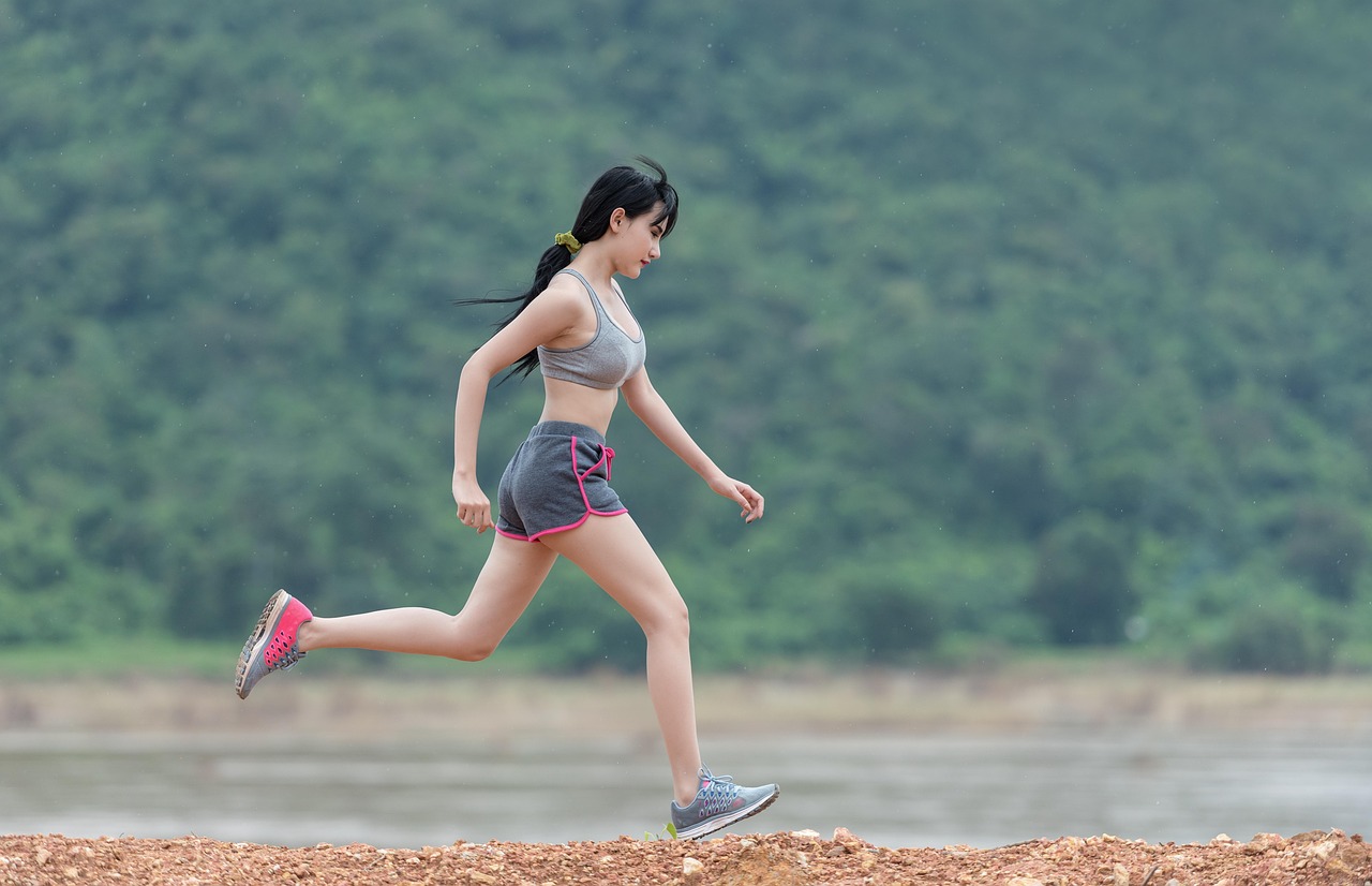 découvrez des conseils et exercices adaptés pour reprendre une activité physique en douceur après l'accouchement. améliorez votre bien-être et retrouvez la forme avec nos recommandations pour le postpartum.