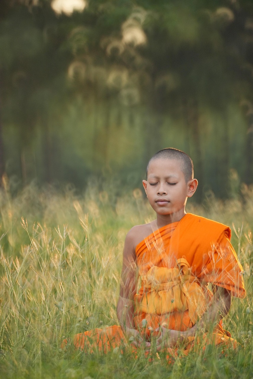 découvrez les bienfaits du yoga pour le corps et l'esprit. pratiquez cette discipline millénaire pour améliorer votre flexibilité, réduire le stress et favoriser la sérénité. rejoignez notre communauté de passionnés et transformez votre bien-être au quotidien.