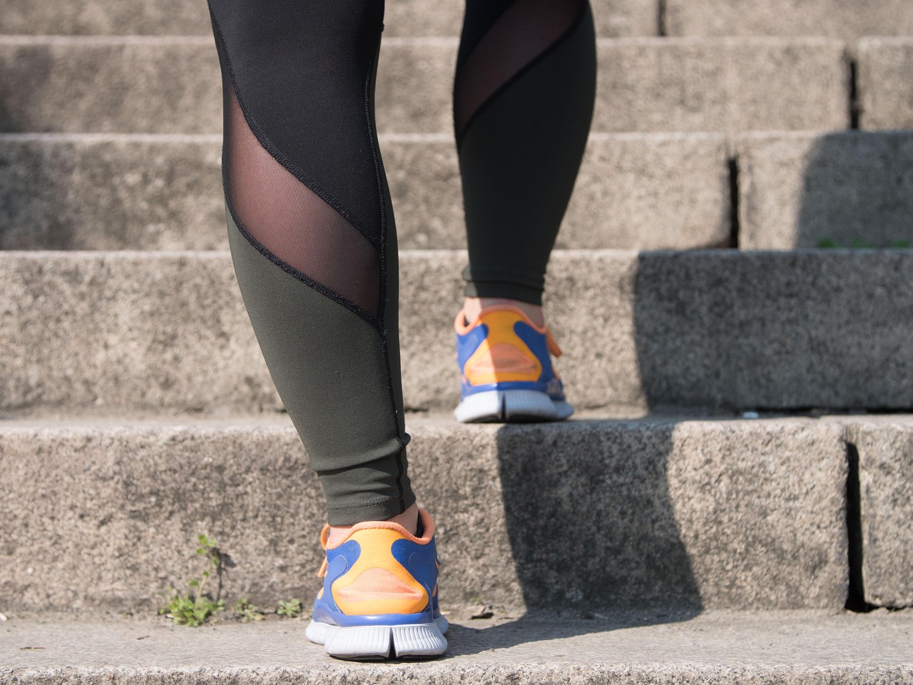 Conseils efficaces et naturels pour perdre du poids après la grossesse et retrouver votre forme en douceur.